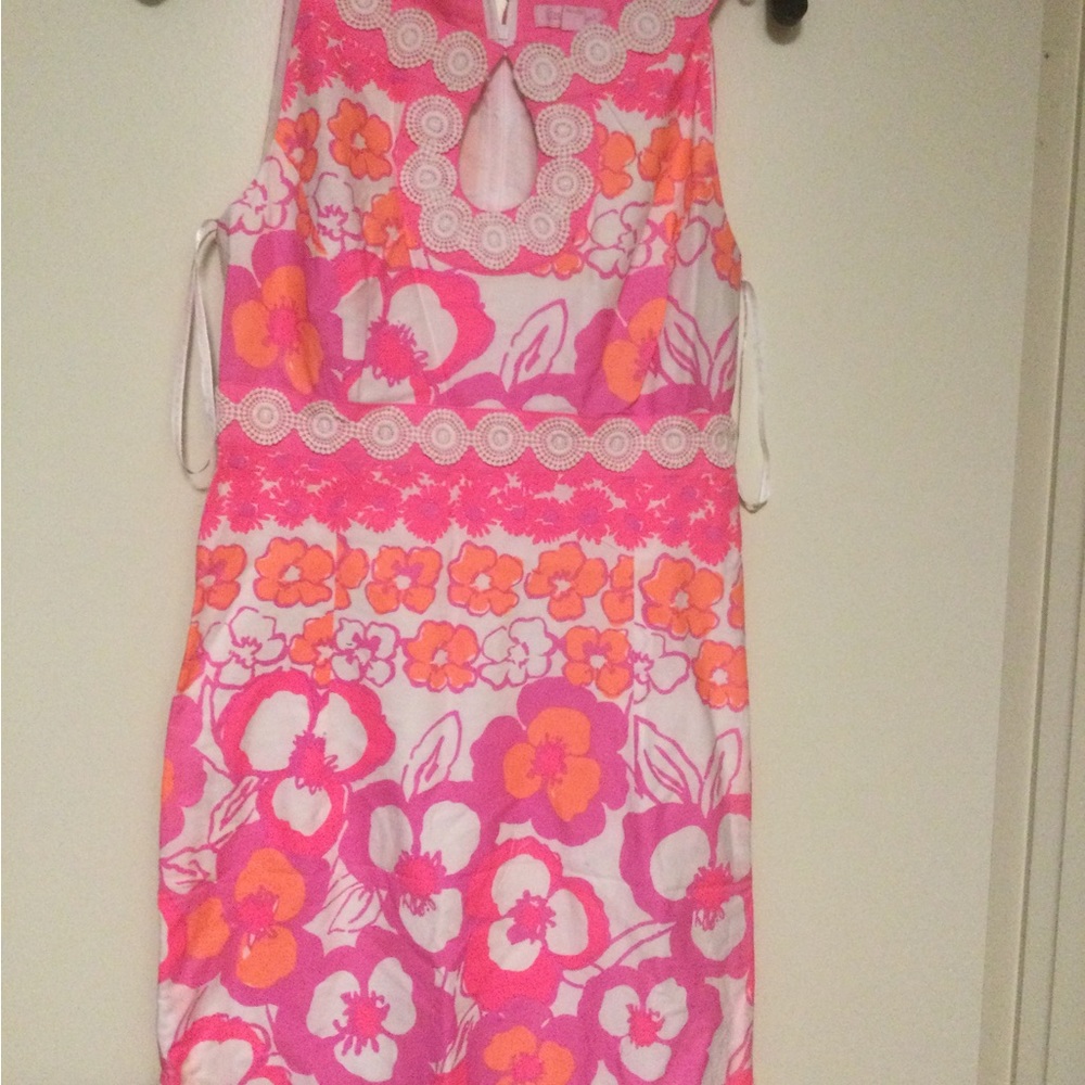 Lilly Pulitzer maxi dress in size 4.